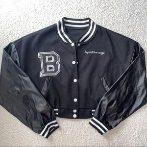 CROPPED VARSITY JACKET 🖤